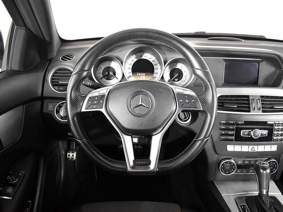 Mercedes-Benz C-Класс 1.8 АКПП, 2012, 131 000 км фото 5