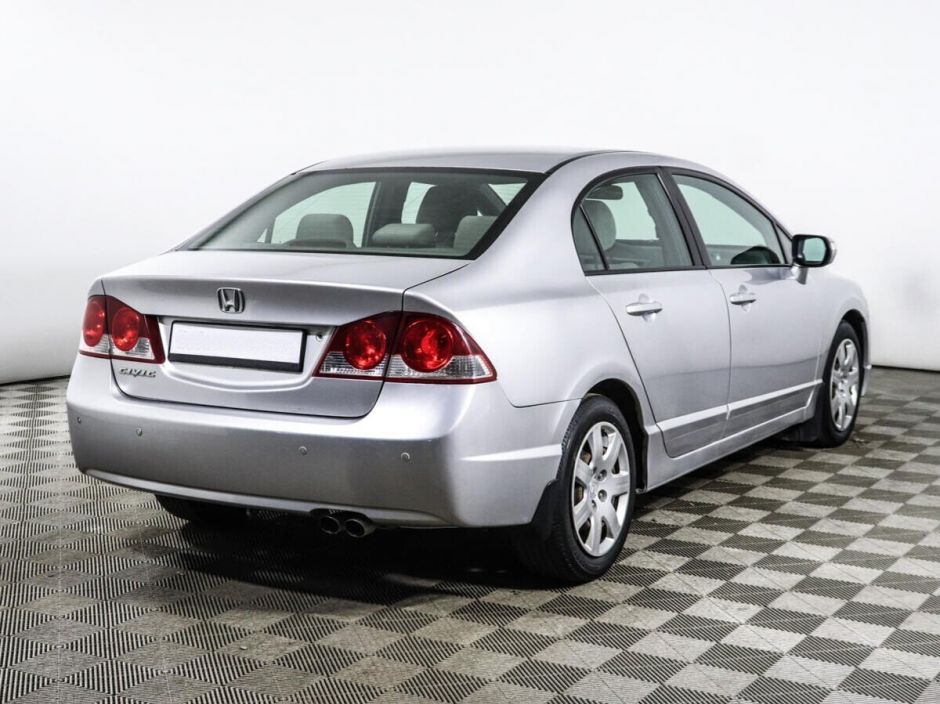 Honda Civic 1.8 МКПП, 2008, 191 000 км фото 3