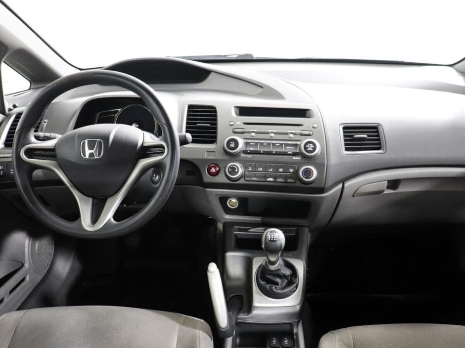 Honda Civic 1.8 МКПП, 2008, 191 000 км фото 6