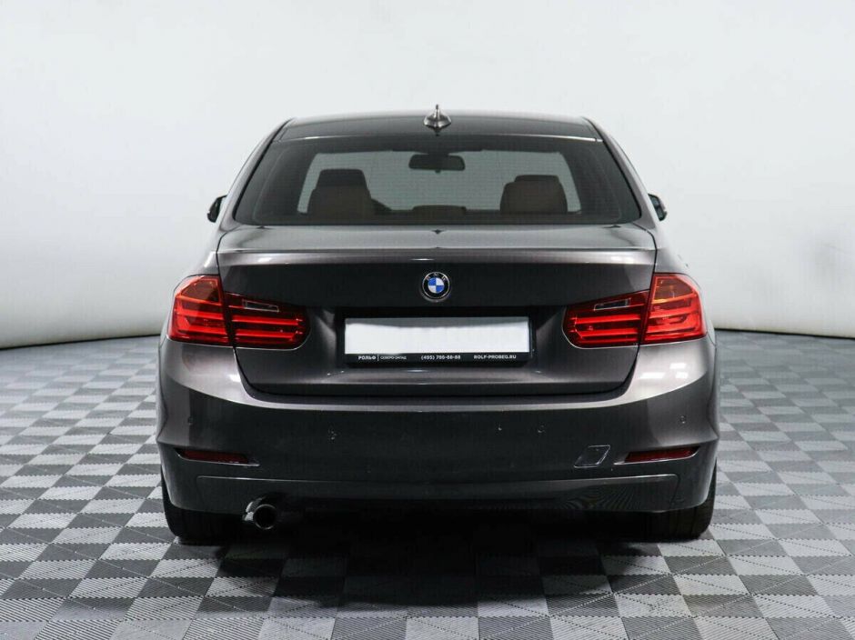 BMW 3 серии 1.6 АКПП, 2013, 129 000 км фото 6