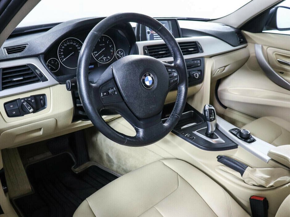 BMW 3 серии 1.6 АКПП, 2013, 129 000 км фото 9