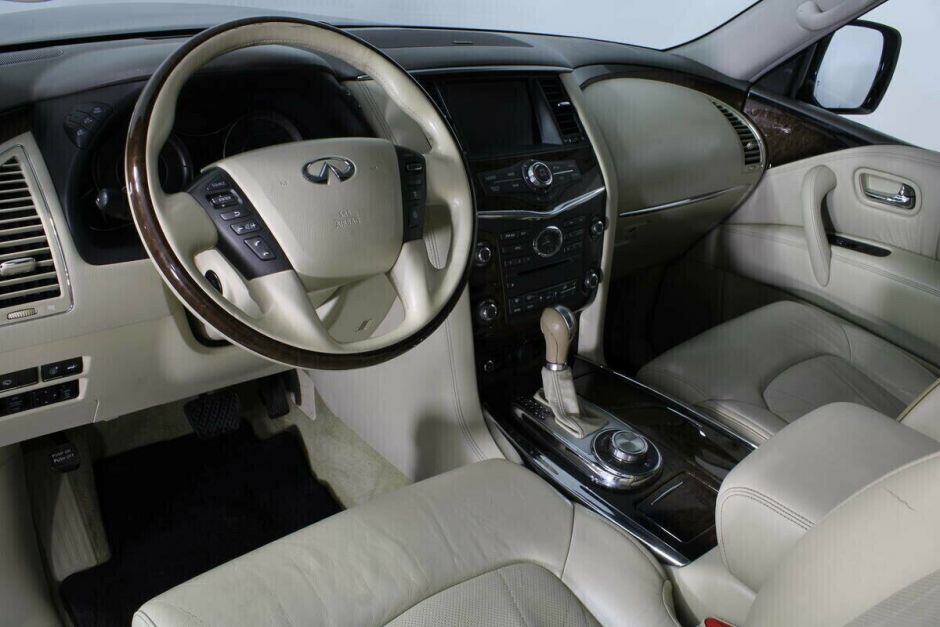 Infiniti QX56 5.6 АКПП, 2010, 156 000 км фото 7