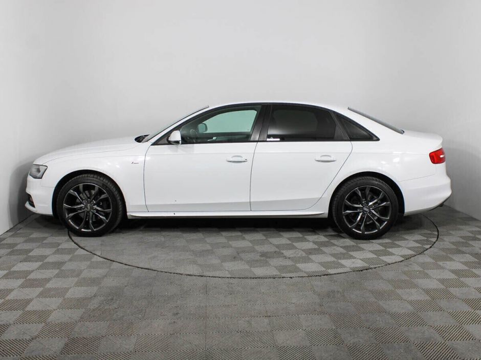 Audi A4 2.0 РКПП, 2011, 148 000 км фото 7