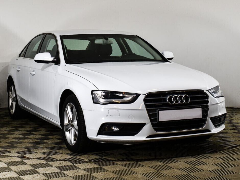 Audi A4 2.0 РКПП, 2011, 153 000 км фото 3