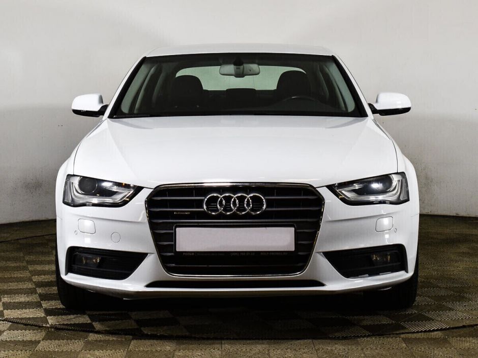 Audi A4 2.0 РКПП, 2011, 153 000 км фото 5