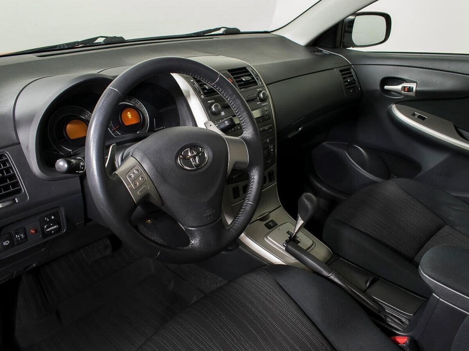 Toyota Corolla 1.6 РКПП, 2008, 183 000 км фото 5