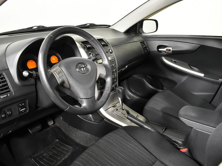 Toyota Corolla 1.6 АКПП, 2010, 167 000 км фото 5