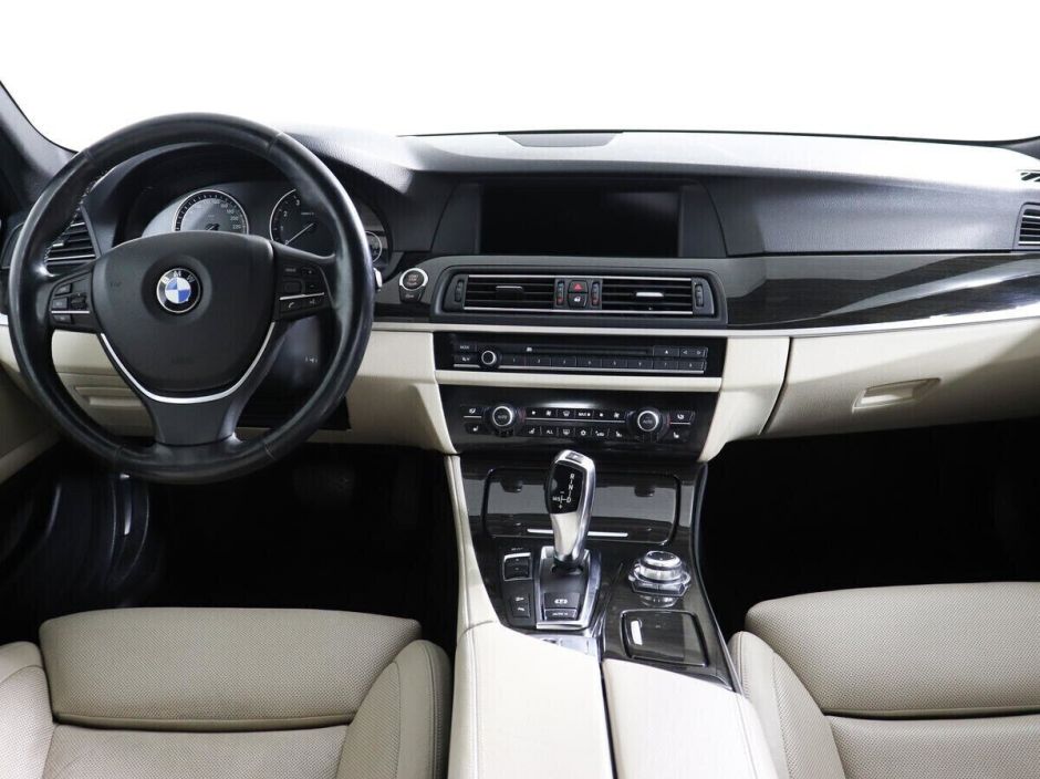 BMW 5 серии 3.0 АКПП, 2011, 152 000 км фото 10