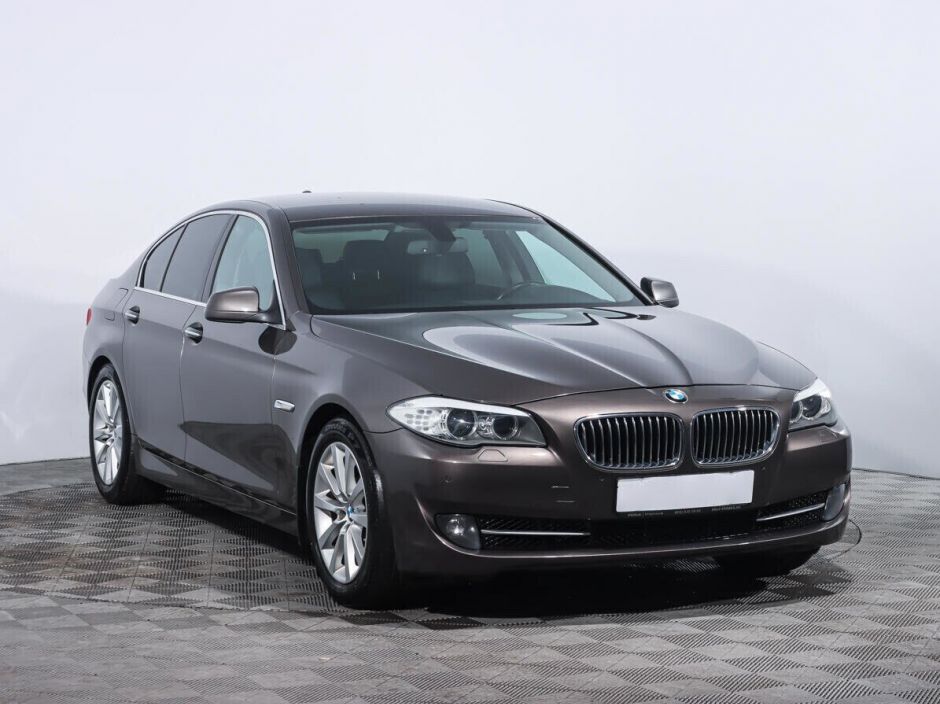BMW 5 серии 2.0 АКПП, 2012, 143 000 км фото 3