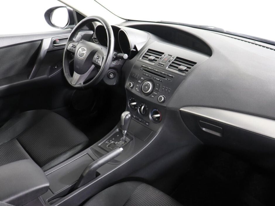 Mazda 3 1.6 АКПП, 2012, 139 000 км фото 8