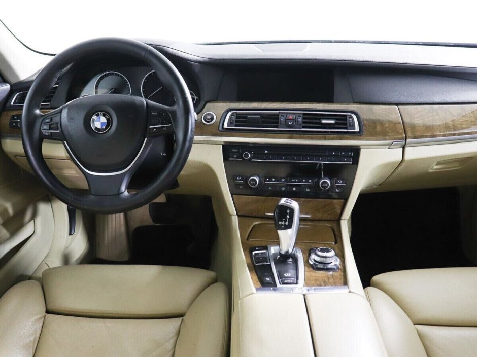 BMW 7 серии 3.0 АКПП, 2009, 167 000 км фото 6