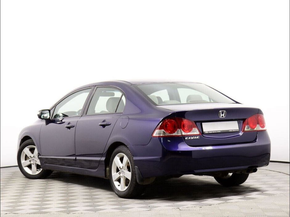 Honda Civic 1.8 МКПП, 2008, 179 000 км фото 4