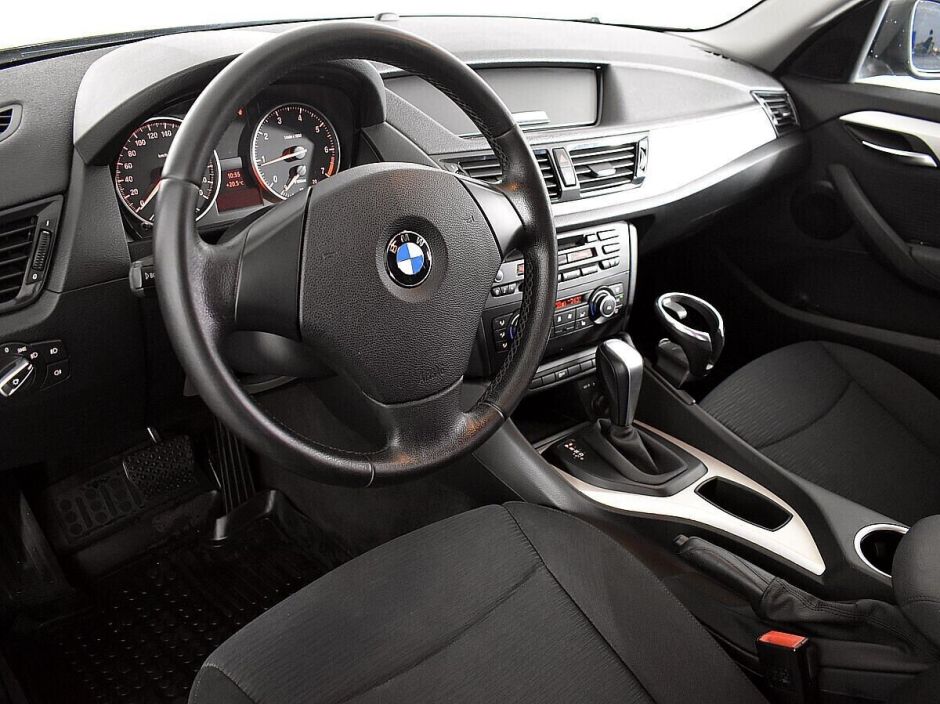 BMW X1 2.0 АКПП, 2012, 135 000 км фото 7