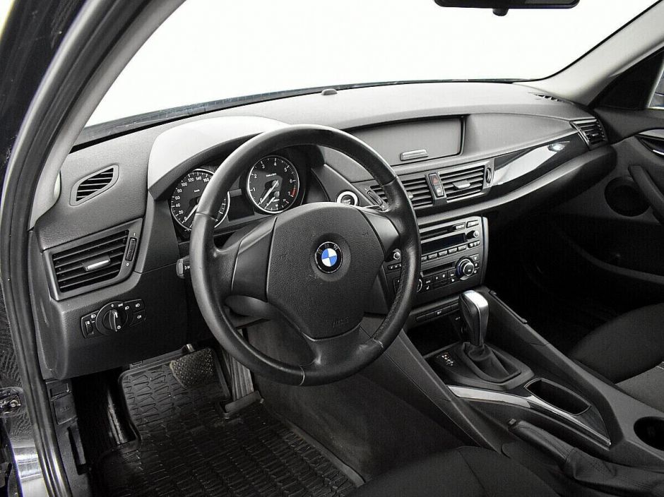 BMW X1 2.0 АКПП, 2012, 144 000 км фото 7