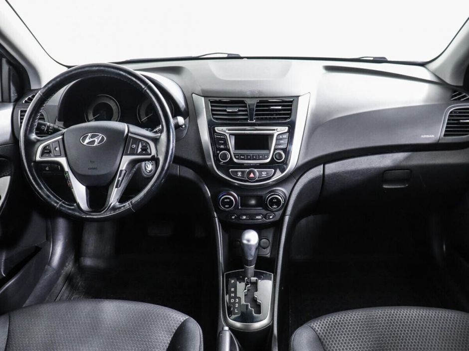 Hyundai Solaris 1.6 АКПП, 2015, 108 000 км фото 6