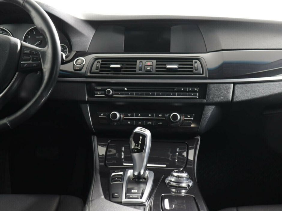 BMW 5 серии 2.0 АКПП, 2011, 148 000 км фото 6
