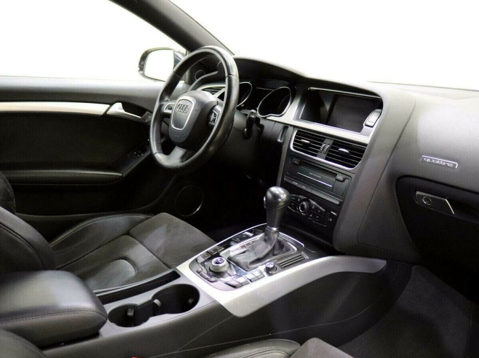 Audi A5 2.0 РКПП, 2009, 169 000 км фото 5