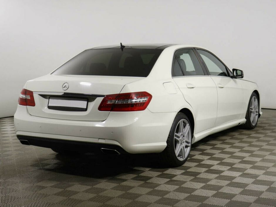 Mercedes-Benz E-Класс 3.0 АКПП, 2011, 144 000 км фото 3