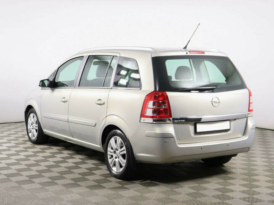 Opel Zafira 1.8 МКПП, 2010, 158 000 км фото 3