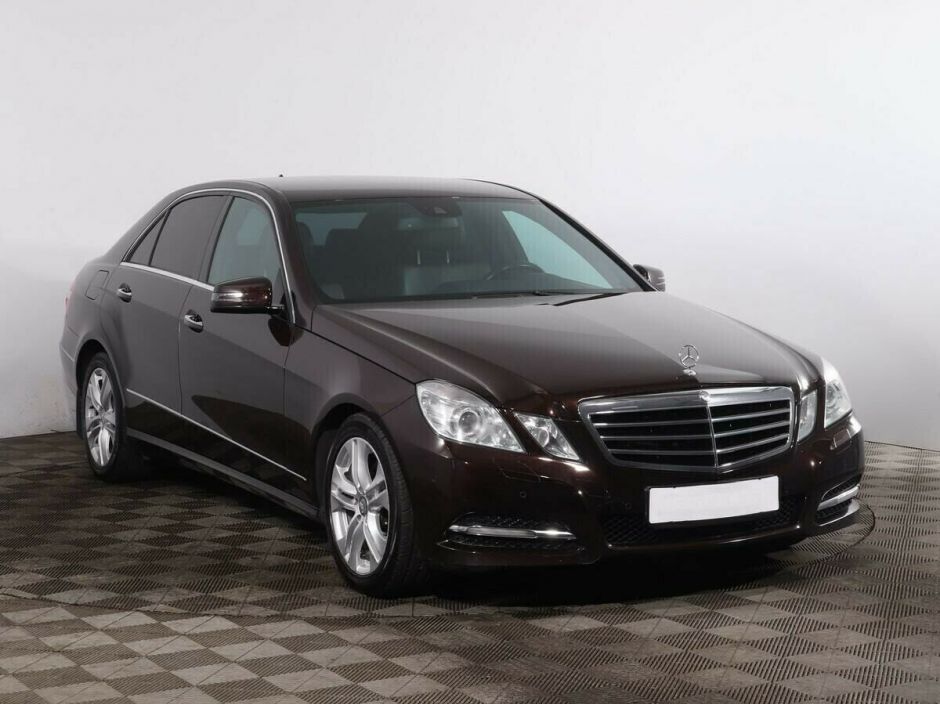 Mercedes-Benz E-Класс 3.5 АКПП, 2010, 155 000 км фото 2