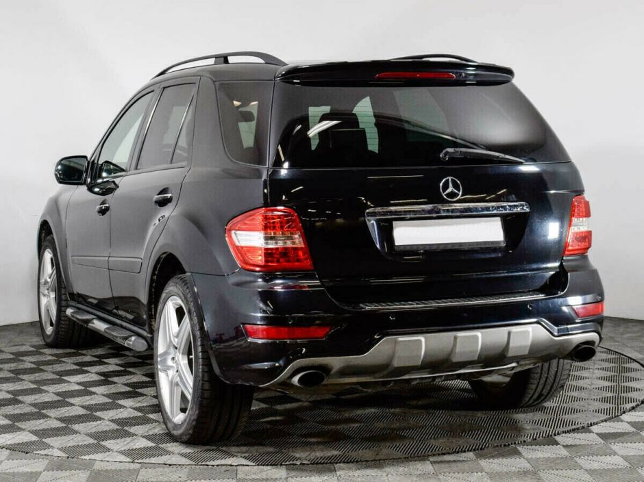 Mercedes-Benz M-Класс 3.5 АКПП, 2010, 156 000 км фото 4