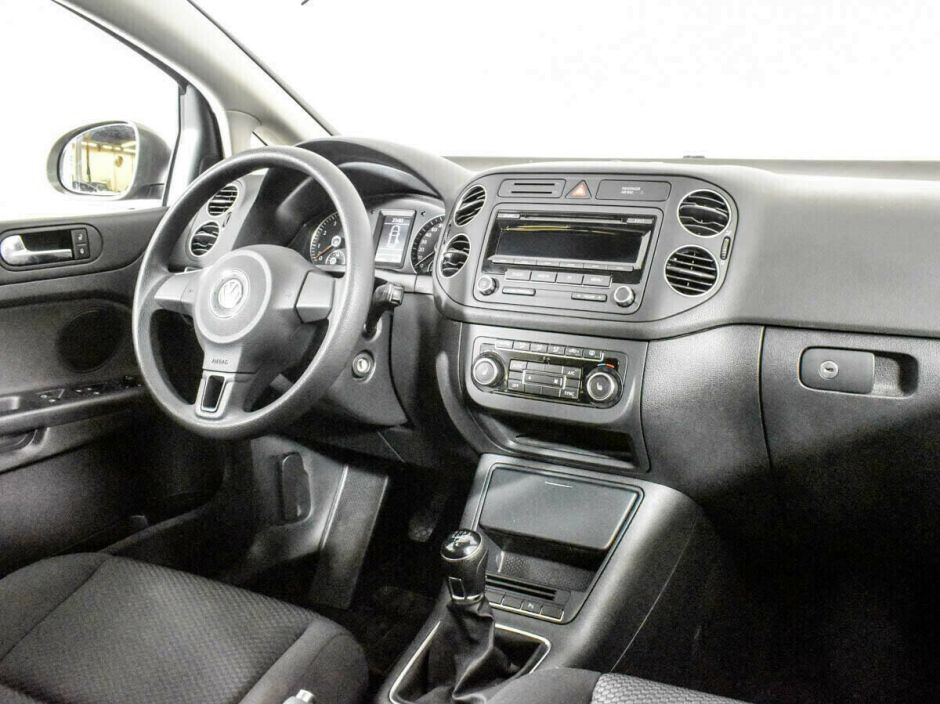 Volkswagen Golf Plus 1.6 МКПП, 2011, 149 000 км фото 6