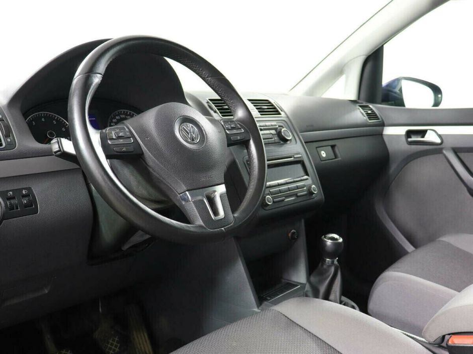 Volkswagen Touran 1.2 МКПП, 2011, 148 000 км фото 7