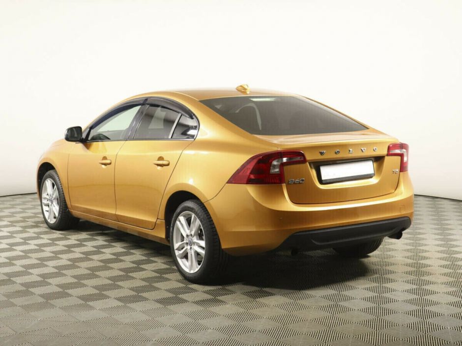 Volvo S60 1.6 РКПП, 2012, 132 000 км фото 3