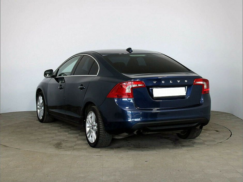 Volvo S60 1.6 РКПП, 2013, 121 000 км фото 3