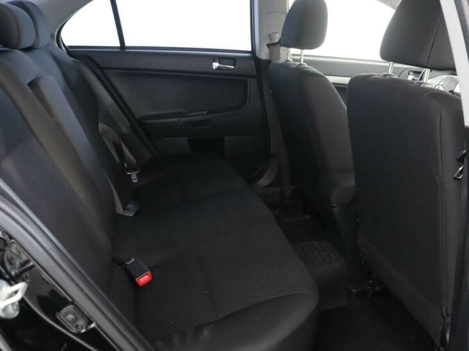 Mitsubishi Lancer 1.6 АКПП, 2013, 130 000 км фото 9