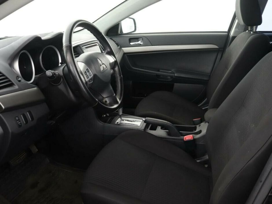 Mitsubishi Lancer 1.6 АКПП, 2013, 130 000 км фото 10
