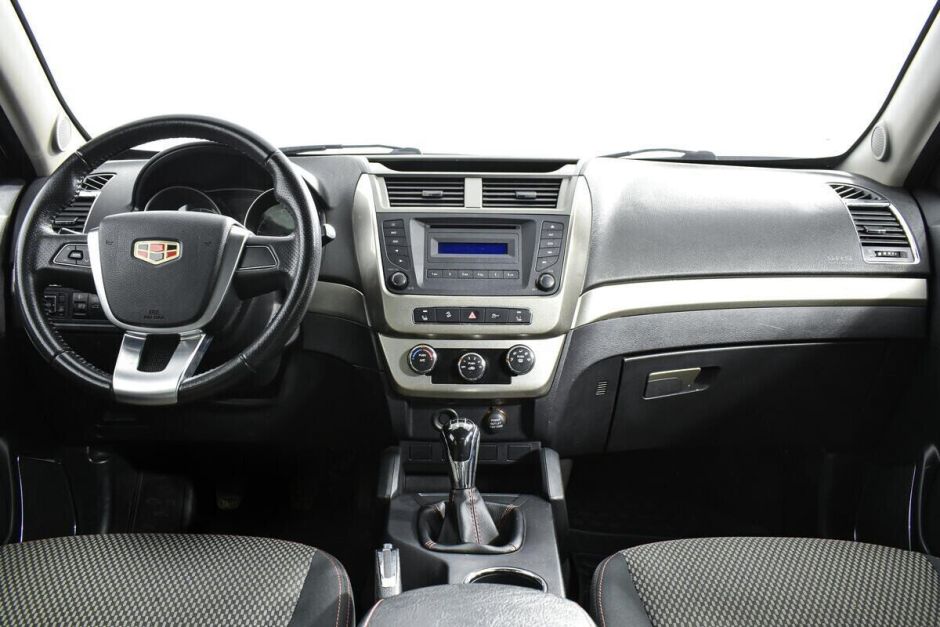 Geely Emgrand X7 1.8 МКПП, 2016, 90 000 км фото 6