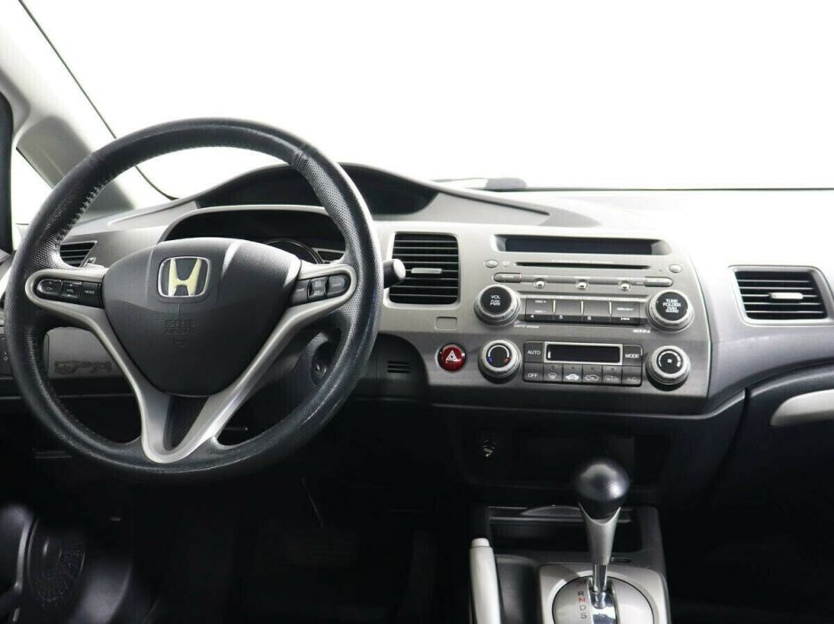 Honda Civic 1.8 АКПП, 2008, 184 000 км фото 5