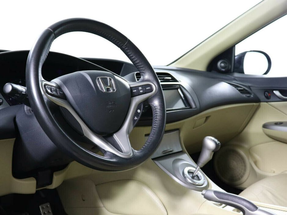 Honda Civic 1.8 РКПП, 2008, 179 000 км фото 6