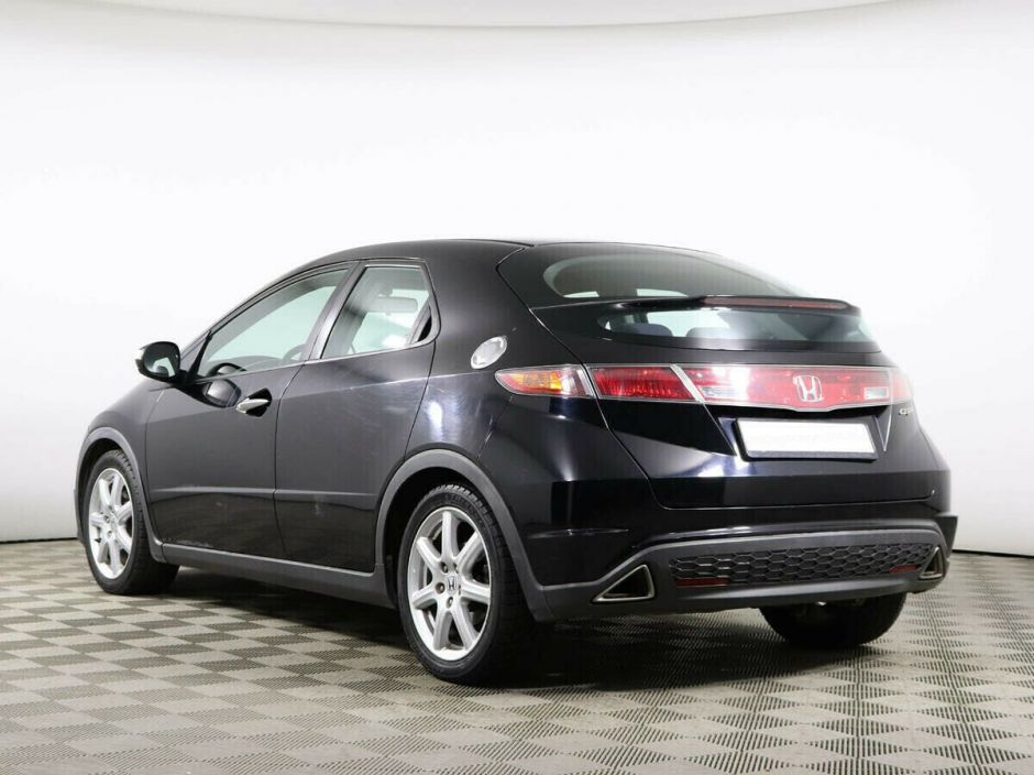 Honda Civic 1.8 РКПП, 2008, 183 000 км фото 3