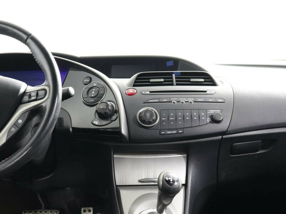 Honda Civic 1.8 РКПП, 2008, 183 000 км фото 8