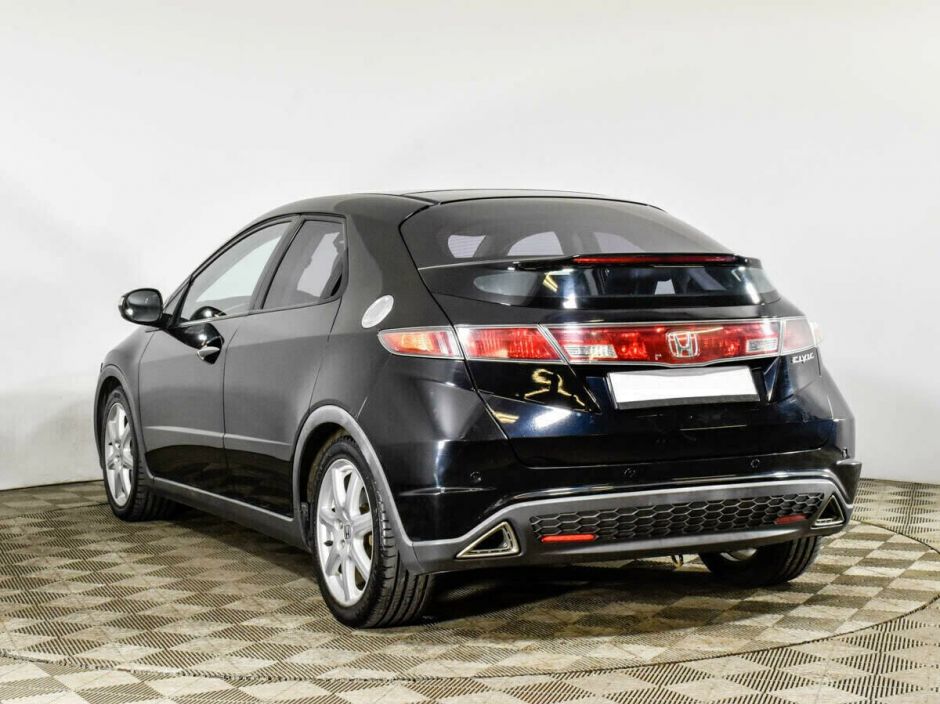 Honda Civic 1.8 РКПП, 2008, 180 000 км фото 3