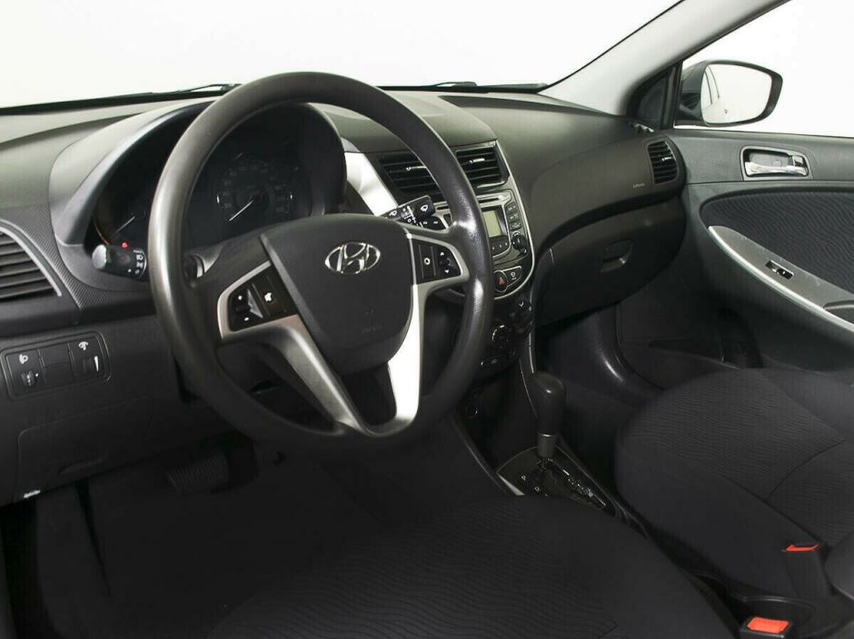 Hyundai Solaris 1.6 АКПП, 2013, 134 000 км фото 10