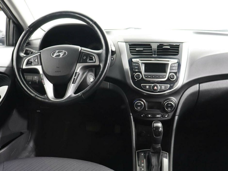 Hyundai Solaris 1.6 АКПП, 2015, 101 000 км фото 6