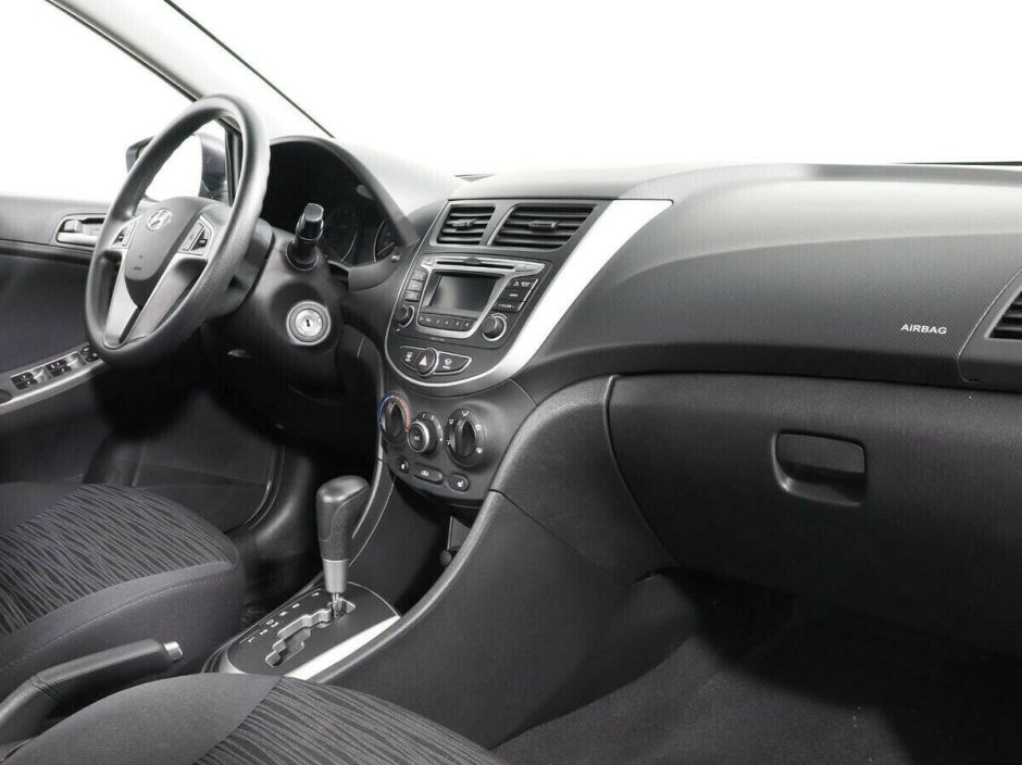Hyundai Solaris 1.4 АКПП, 2014, 107 000 км фото 7