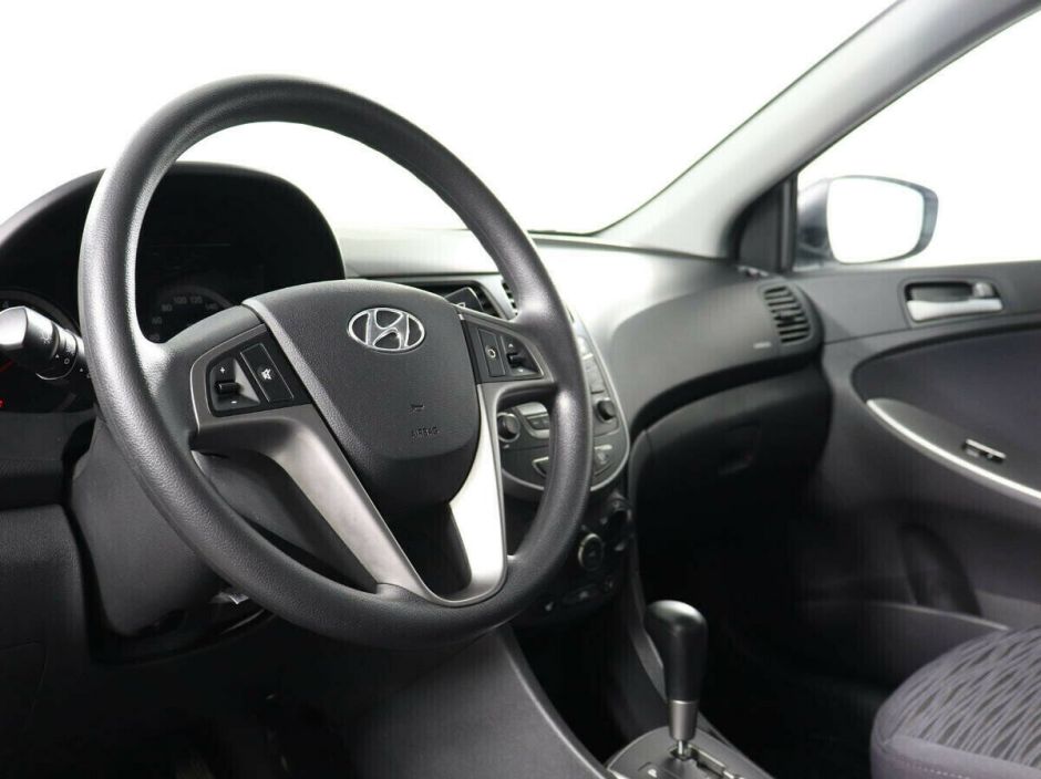 Hyundai Solaris 1.4 АКПП, 2014, 107 000 км фото 8