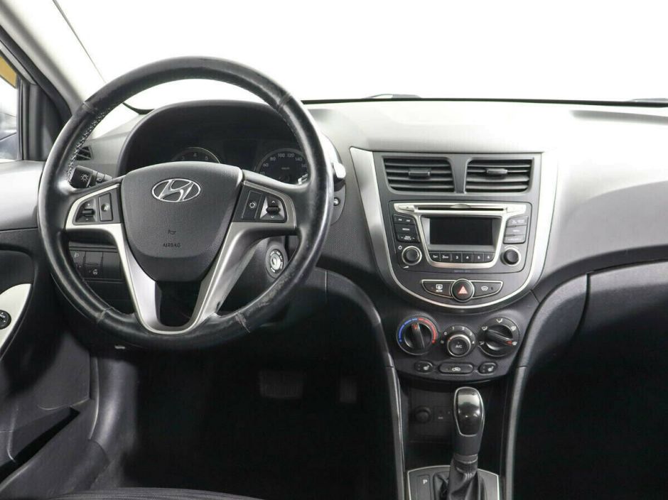 Hyundai Solaris 1.6 АКПП, 2016, 98 000 км фото 7