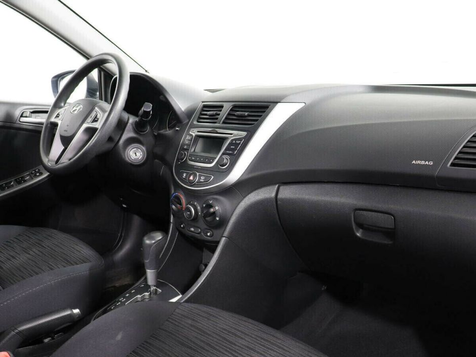 Hyundai Solaris 1.6 АКПП, 2016, 93 000 км фото 7