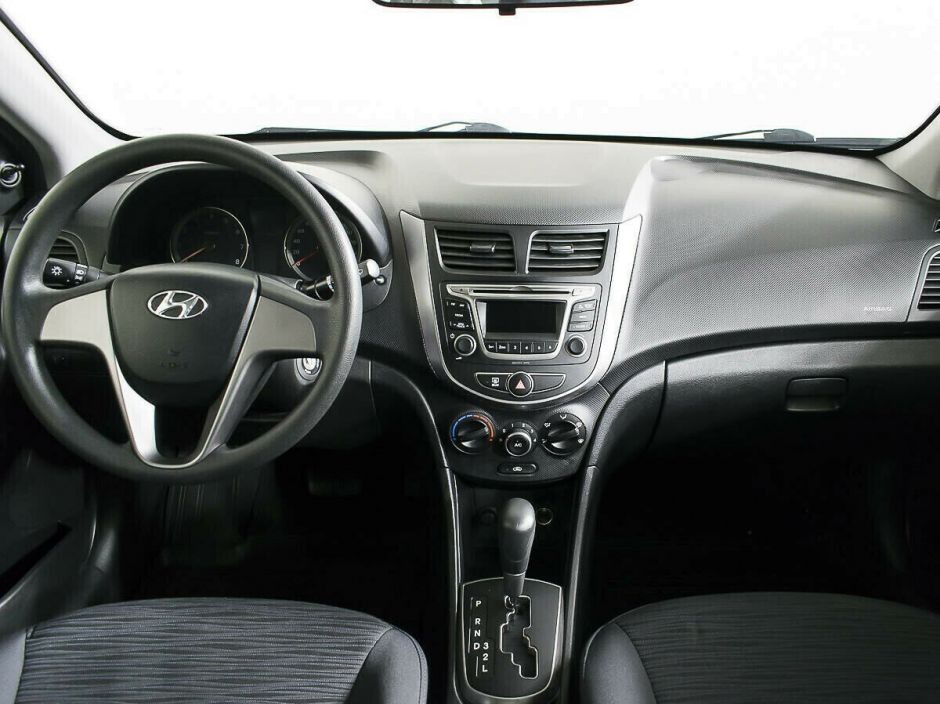 Hyundai Solaris 1.6 АКПП, 2016, 93 000 км фото 8