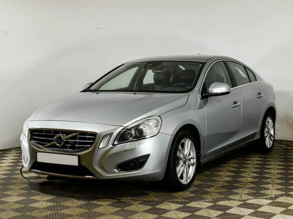Volvo S60 1.6 РКПП, 2013, 127 000 км фото 1
