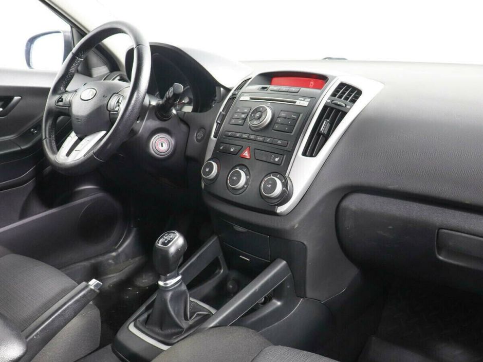 Kia Ceed 1.6 МКПП, 2010, 156 000 км фото 8