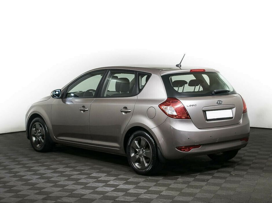 Kia Ceed 1.6 АКПП, 2012, 137 000 км фото 4