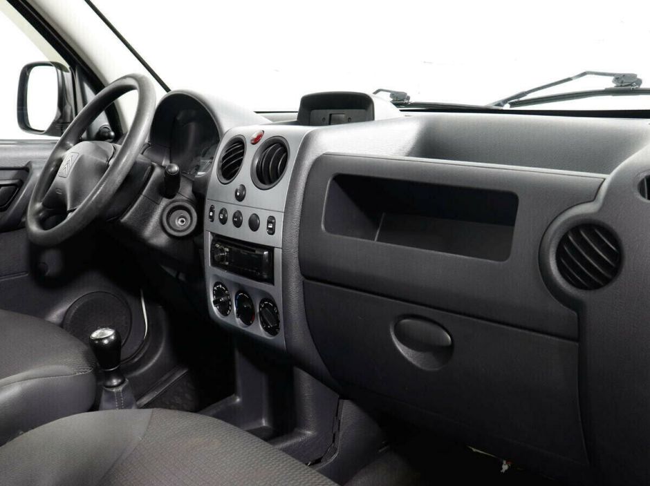 Citroen Berlingo 1.4 МКПП, 2011, 147 000 км фото 7