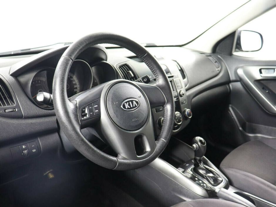 Kia Cerato 1.6 АКПП, 2011, 148 000 км фото 5