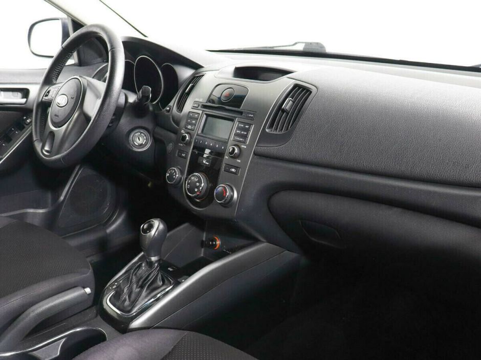 Kia Cerato 1.6 АКПП, 2011, 148 000 км фото 7
